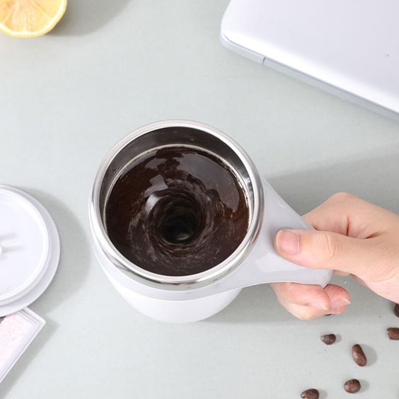 Self Stirring Mug